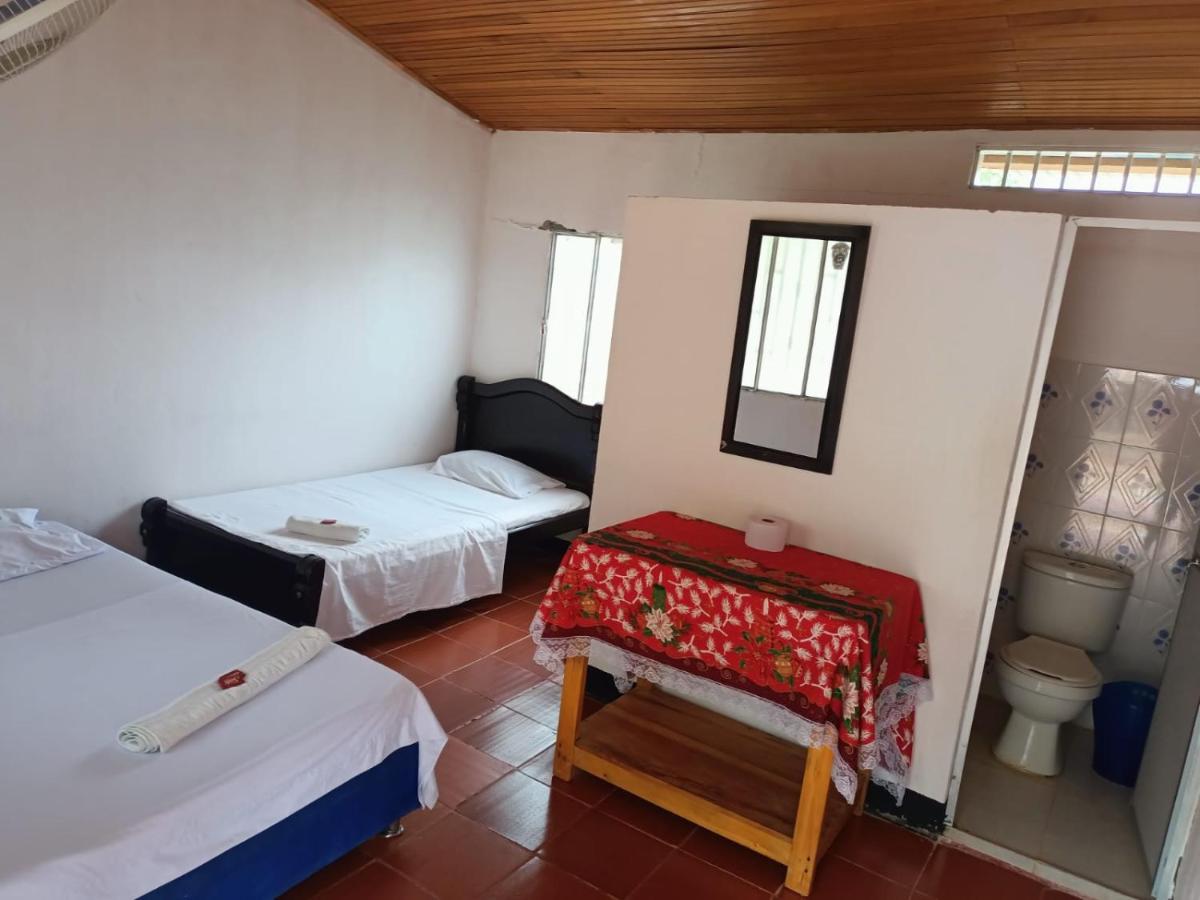 Hostal Sol De Verano Dona Lilia Villavieja Luaran gambar