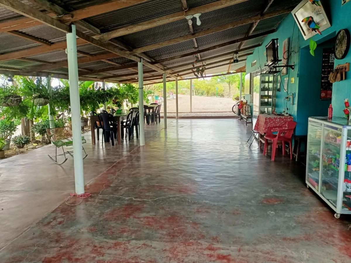Hostal Sol De Verano Dona Lilia Villavieja Luaran gambar